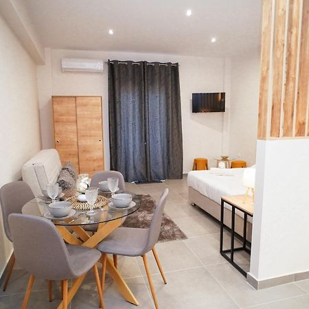 Ka Luxury Apartment Mantouki Exterior photo